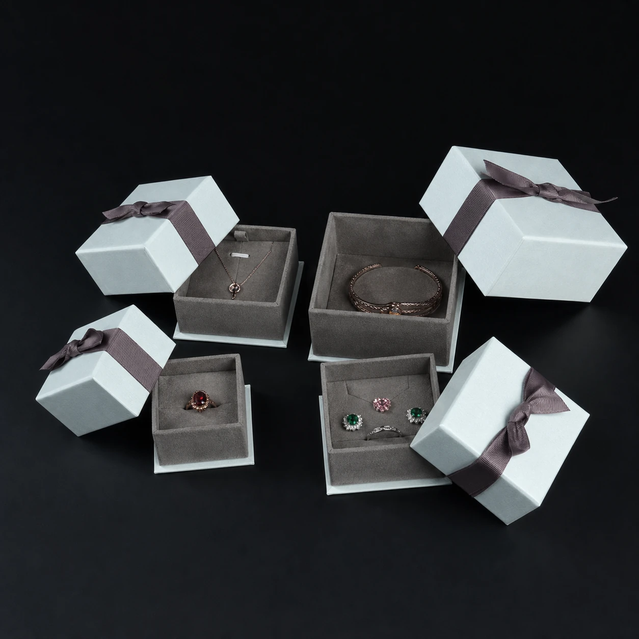Jewelry and gift box examples